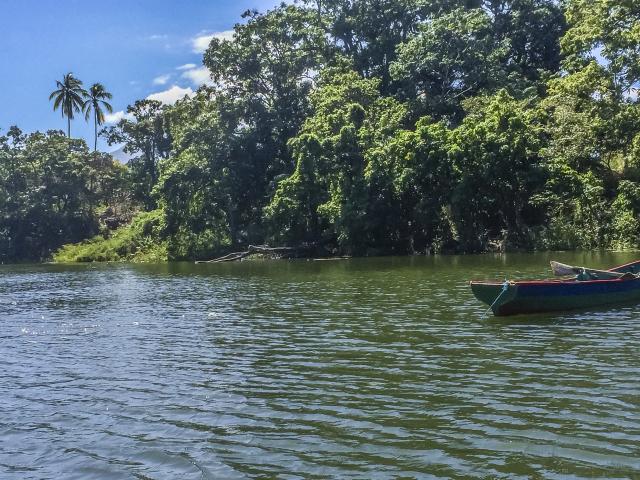 Kayak around Las Isletas Archipelago
