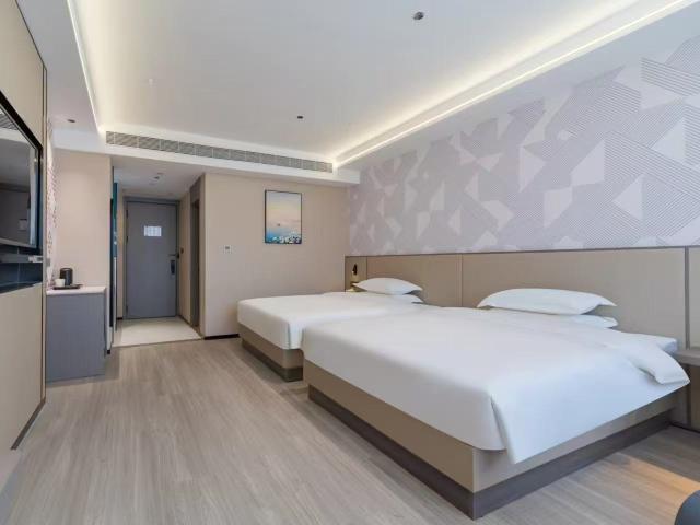 Makit Jinjiang Century Hotel