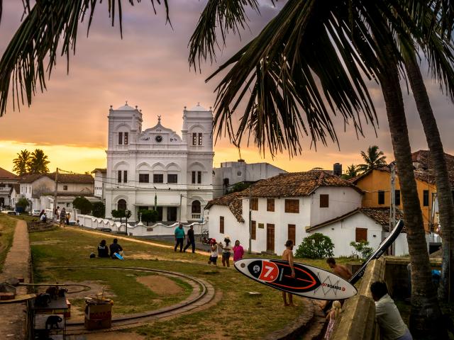 Tour Galle Fort at sunset