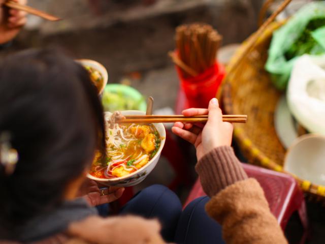 Discover Hanoi's street food
