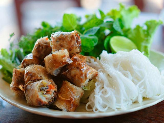 Learn the secrets of Lao cuisine