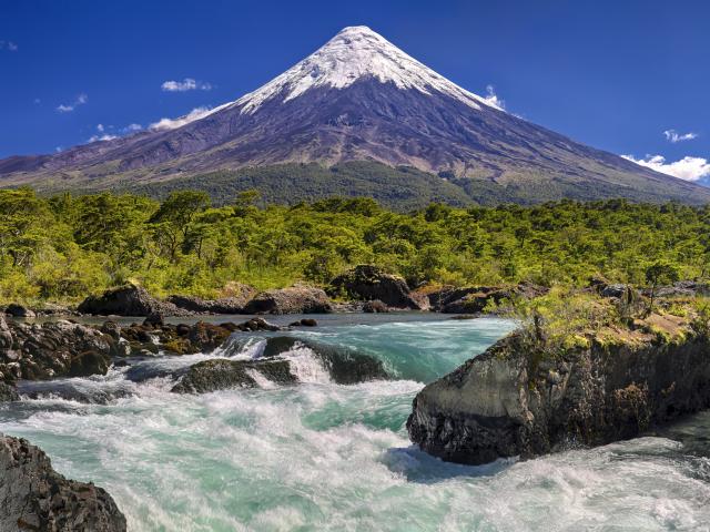 Hike up Osorno Volcano