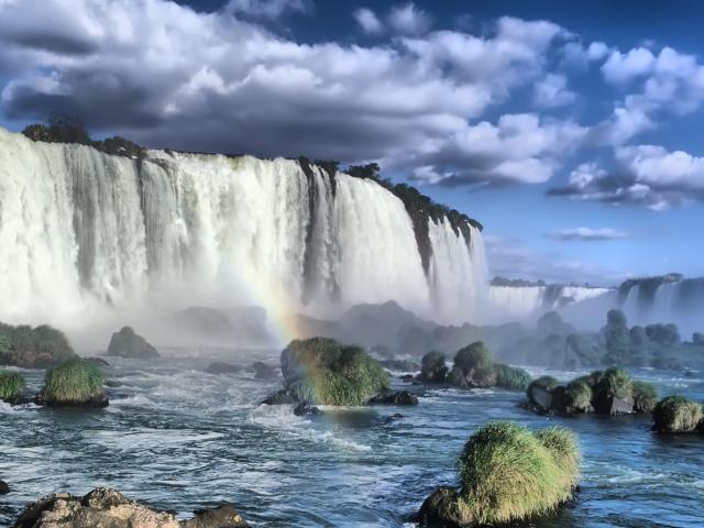 Chile and Argentina Waterfalls, Lakes, Wines and Deserts