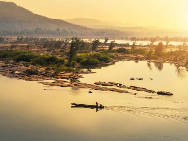 Cycle the mighty Mekong