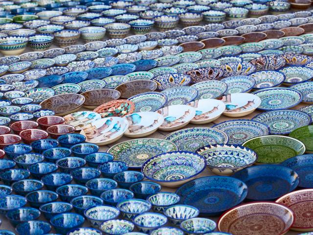 Visit a ceramics school in Tashkent