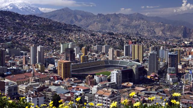 Ride La Paz’s cable car systems
