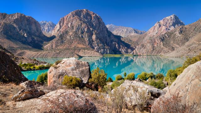 Hike the Seven Margazor Lakes