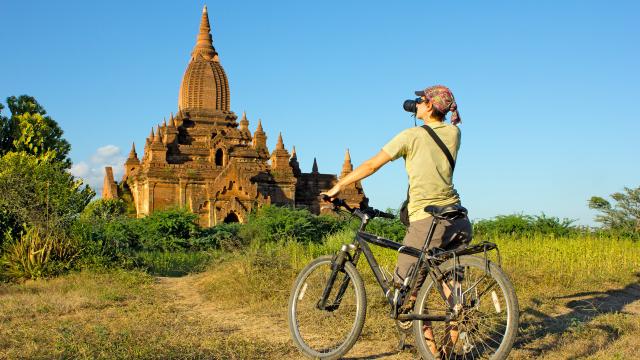 Explore Bagan by bicycle