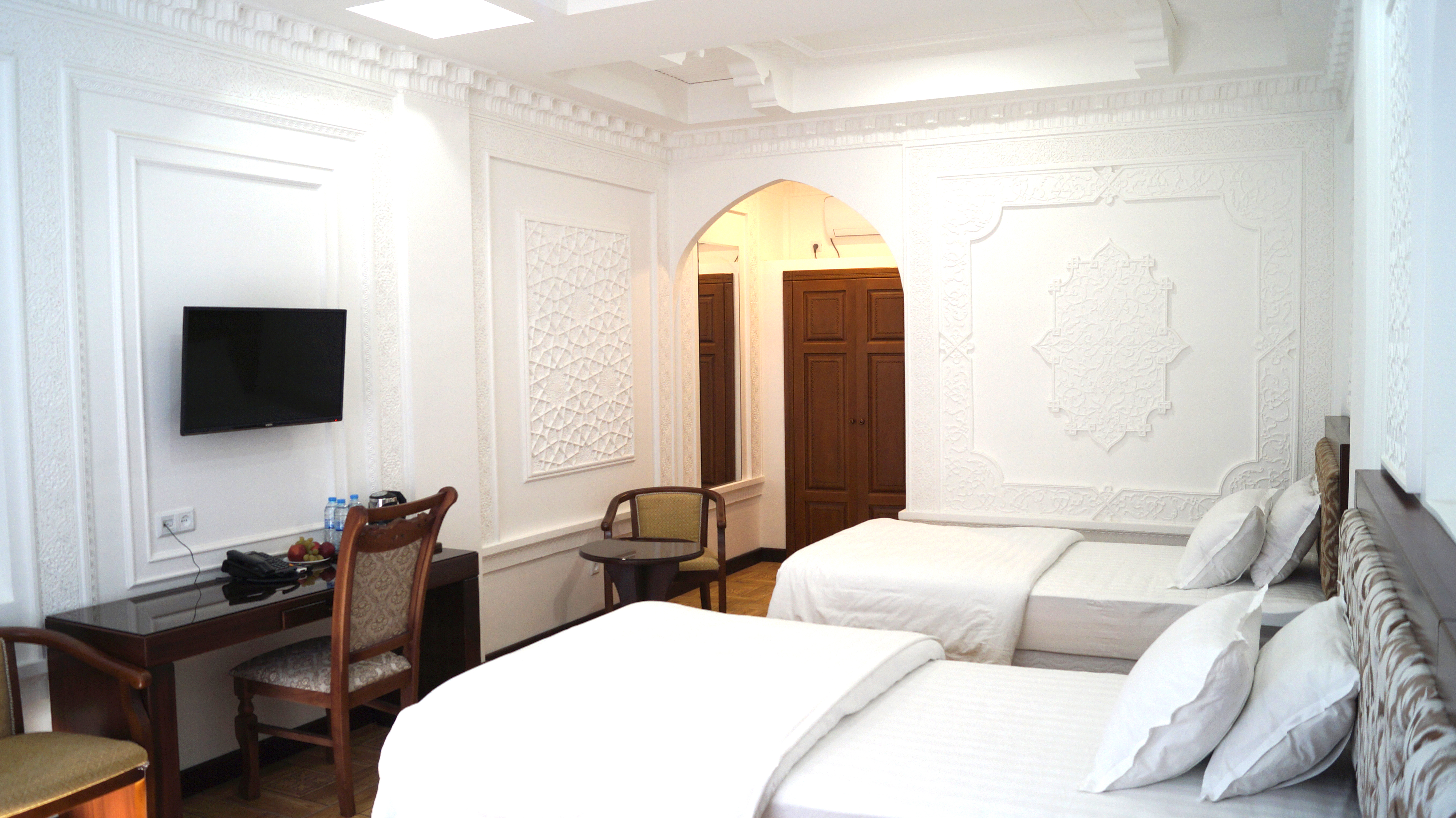 Shahriston Hotel