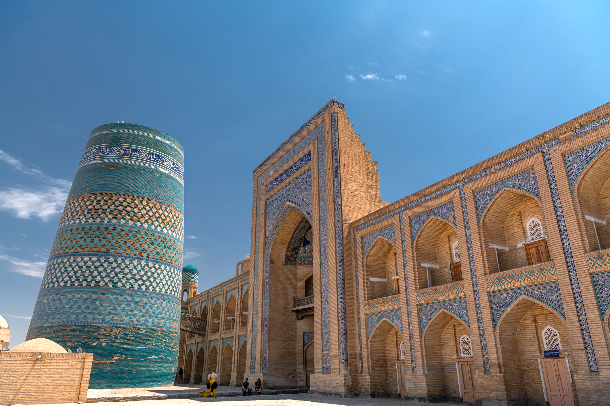 Kalta Minaret, Muhammad Amin Khan Madrasah, Kalta Minor, Orient Star Hotel, Khiva_dreamstime_m_298907802